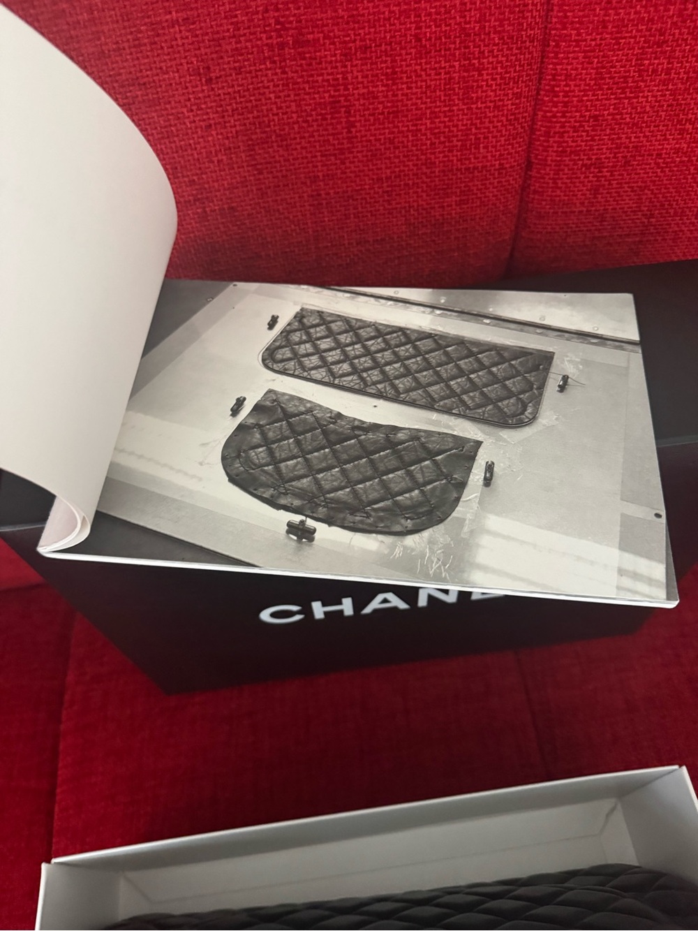 Authantic CHANEL Chanel Classic Maxi Double Flap Bag - Picture 17 of 17